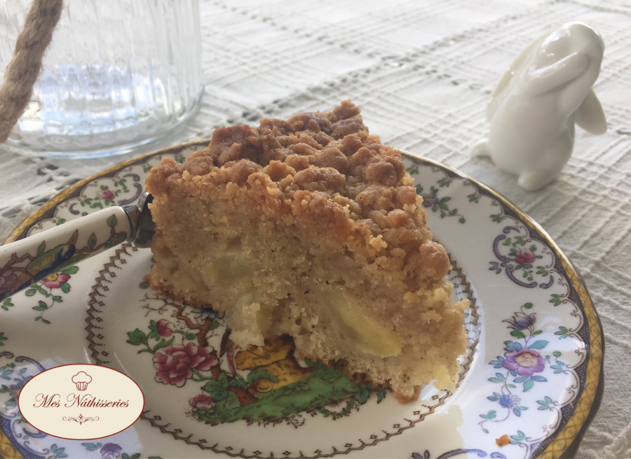 Apple Crumb Cake